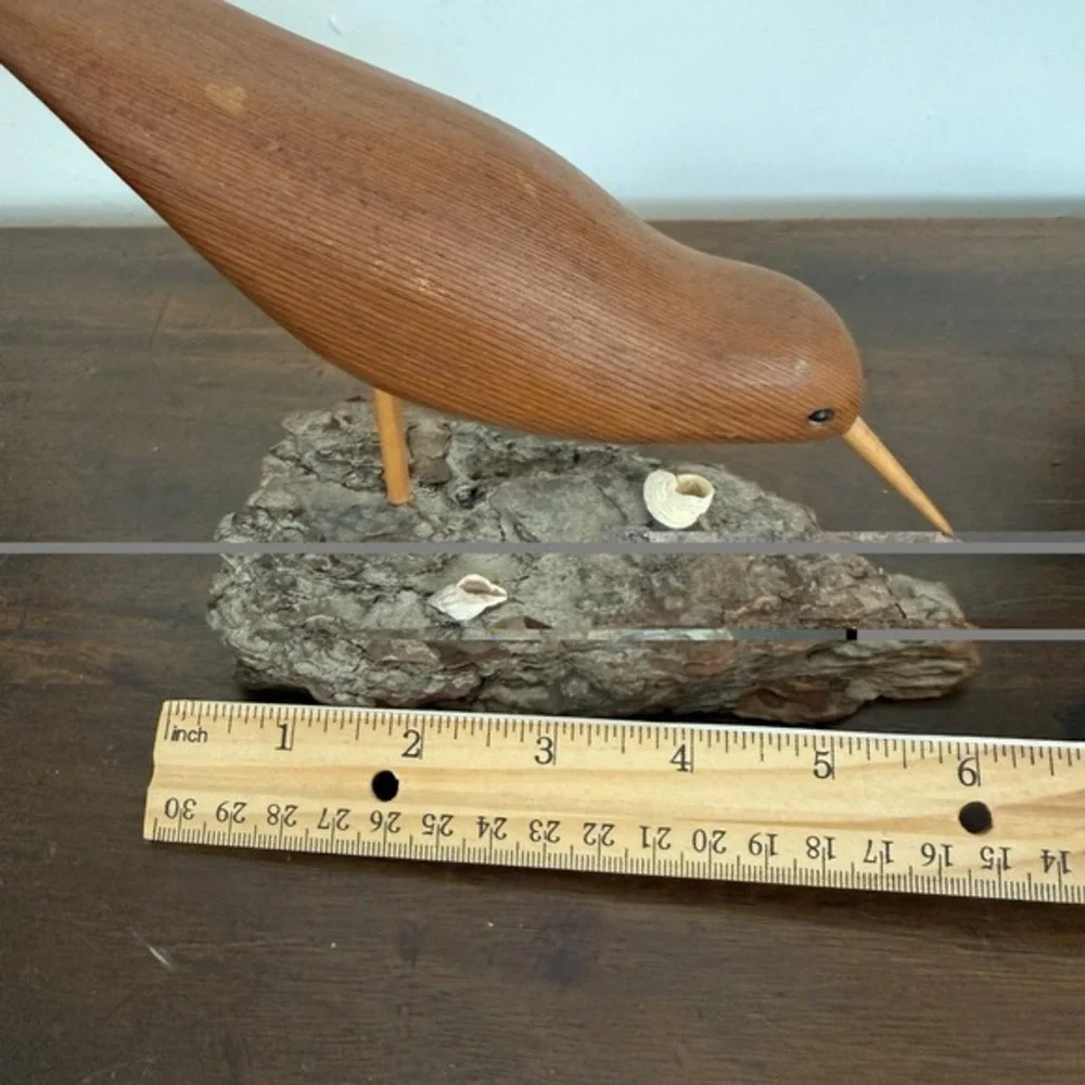 VTG‎ Hand Carved Wooden Sandpiper Bird Figurine Nautical Beach Seashell Decor